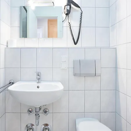 Appartement Stilvolle In Mit Ahoi-rabatt Und Balkon *